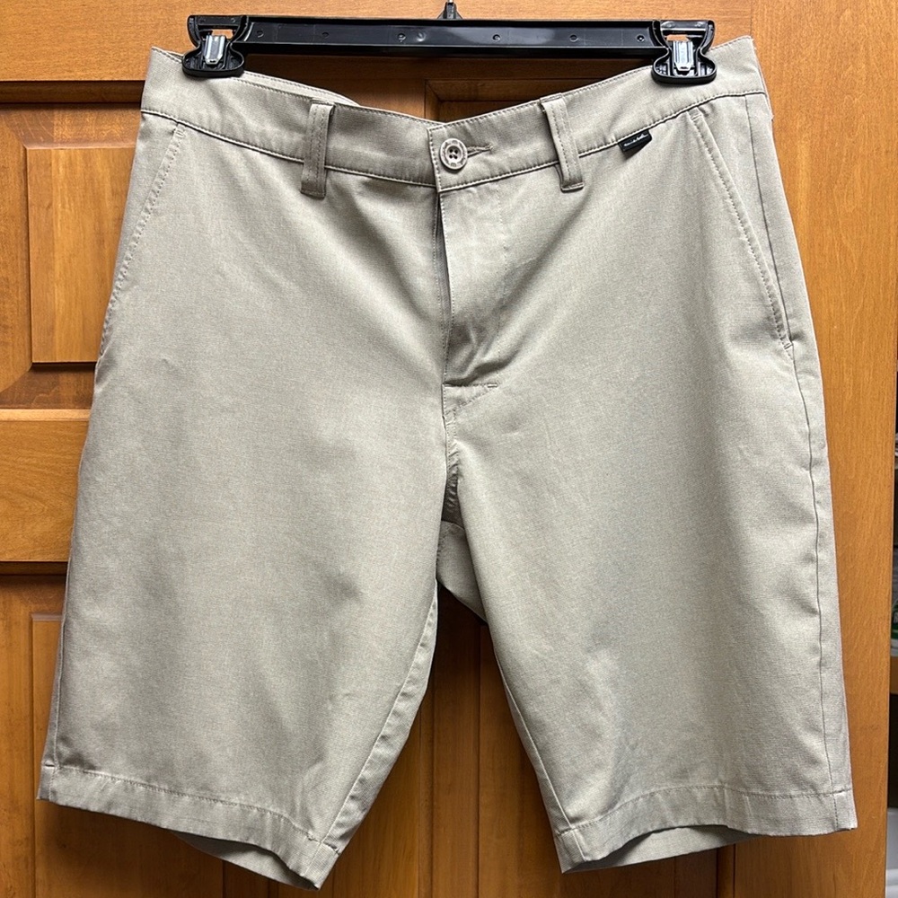 Travis Mathew Light Tan Flat Front Shorts - Size 33